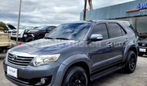 foto de Autos marca Toyota seminuevo modelo AWT FORTUNER año 2013