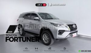 foto de Autos marca Toyota seminuevo modelo Fortuner 4.0 año 2025
