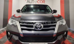 foto de Autos marca Toyota seminuevo modelo New Fortuner año 2017 en Quito