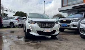 foto de Autos marca Peugeot seminuevo modelo 2008 FIN p año 2022 en Cuenca