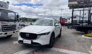 foto de Autos marca Mazda seminuevo modelo CX- 5 CORE año 2024