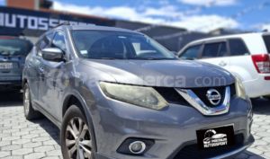 foto de Autos marca Nissan seminuevo modelo XTRAIL SENSE año 2015 en Quito