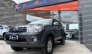 foto de Autos marca Toyota seminuevo modelo AWT FORTUNER año 2011 en Cuenca