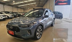 foto de Autos marca Ford seminuevo modelo Escape Hibrido año 2023 en Quito