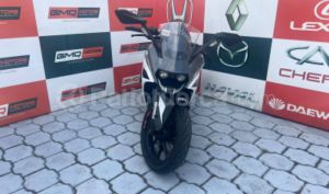 foto de KTM RC 390 2020
