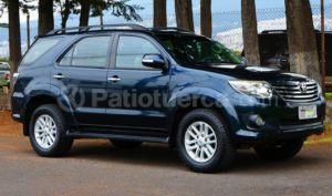 foto de Autos marca Toyota seminuevo modelo Fortuner año 2013 en Quito