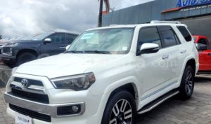 foto de Autos marca Toyota seminuevo modelo 4Runner Limited año 2014 en Cuenca