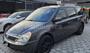 foto de Autos marca Kia seminuevo modelo Carnival año 2014 en Quito