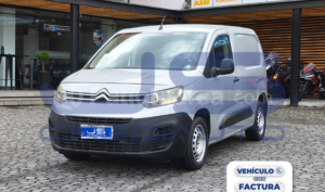 foto de Autos marca Citroen seminuevo modelo Berlingo Multispace año 2021 en Cuenca