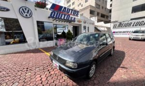 foto de Autos marca Volkswagen seminuevo modelo Polo Classic año 2001