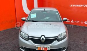 foto de Autos marca Renault seminuevo modelo Sandero año 2017 en Portoviejo