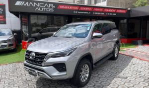foto de Autos marca Toyota seminuevo modelo New Fortuner año 2023