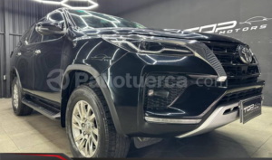 Toyota Fortuner 4.0 2024