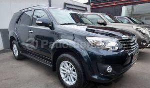 Toyota Fortuner 2015