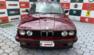 BMW 320i 1987
