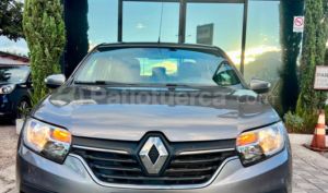 Renault Logan zen fase II 2025