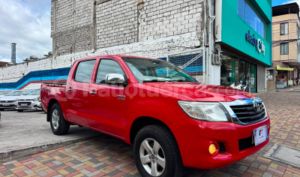 foto de Toyota Hilux CD 4x2 2015