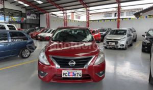 Nissan Versa 2015