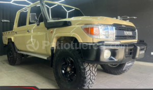 foto de Autos marca Toyota seminuevo modelo Land Cruiser 79 año 2005