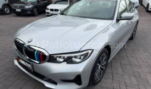 foto de Autos marca BMW seminuevo modelo 320i año 2021 en Ambato