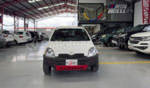 foto de Autos marca Toyota seminuevo modelo Yaris Sport año 2005