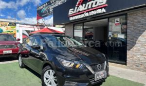 foto de Autos marca Nissan seminuevo modelo Versa Sense año 2022