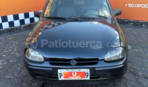 foto de Autos marca Chevrolet seminuevo modelo Corsa año 1998 en Quito