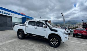 foto de Autos marca Chevrolet seminuevo modelo D-Max  High Country año 2017 en Loja