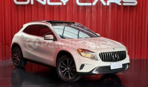 foto de Autos marca Mercedes Benz seminuevo modelo GLA 250 año 2017