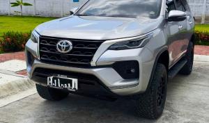 Toyota Fortuner 4.0 2023