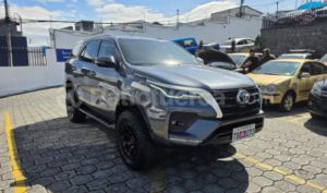 foto de Toyota New Fortuner 2023
