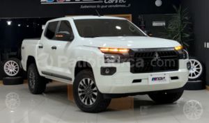foto de Autos marca Mitsubishi seminuevo modelo Triton GLX año 2026 en Ambato