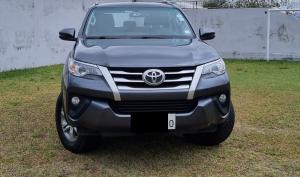 Toyota Fortuner 2.7 2020