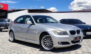 BMW 320i 2011