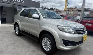 Toyota Fortuner 2.7 2012