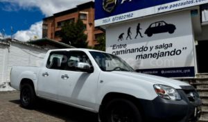 foto de Autos marca Mazda seminuevo modelo BT-50 CD ACTION 2.6 año 2017