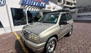 foto de Autos marca Chevrolet seminuevo modelo Grand Vitara año 2004 en Quito
