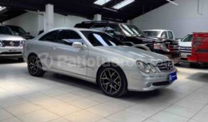 Mercedes Benz—™ 320E 2003