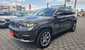 foto de Autos marca Jeep seminuevo modelo Grand Cherokee Limited año 2023 en Quito