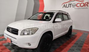 foto de Autos marca Toyota seminuevo modelo RAV 4 año 2007