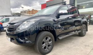 foto de Autos marca Mazda seminuevo modelo BT-50 4x4 Diesel año 2020 en Quito