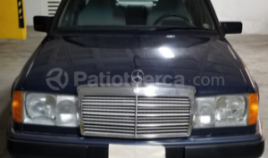 Mercedes Benz—™ 230E 1991