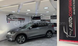 foto de Autos marca Nissan seminuevo modelo xtrail  Advance año 2019 en Quito