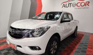 foto de Mazda BT-50 2021