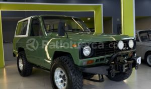 foto de Autos marca Nissan seminuevo modelo Patrol año 1980 en Quito