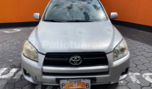 foto de Autos marca Toyota seminuevo modelo RAV4 LS año 2010