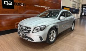 foto de Autos marca Mercedes Benz seminuevo modelo GLA 180 año 2019 en Quito