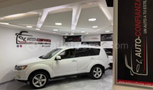 foto de Autos marca Mitsubishi seminuevo modelo Outlander año 2008 en Quito