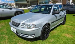 foto de Autos marca Volkswagen seminuevo modelo Gol Confortline 1.8 año 2001