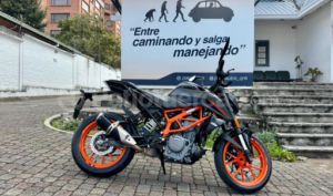 foto de Motos marca KTM seminuevo modelo Duke 390 año 2023